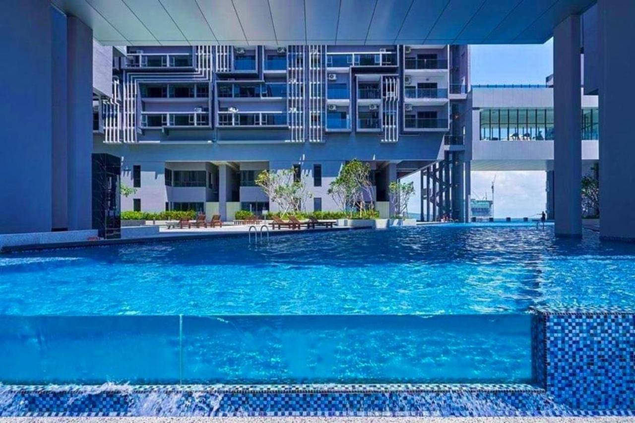 Imperio.Res - Near To Jonker & Mall - Pool View Malacca Εξωτερικό φωτογραφία